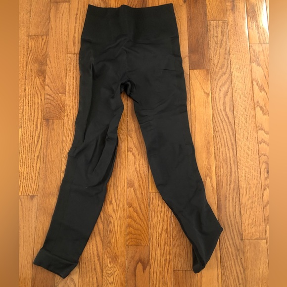 Lululemon leggings - Picture 3 of 4